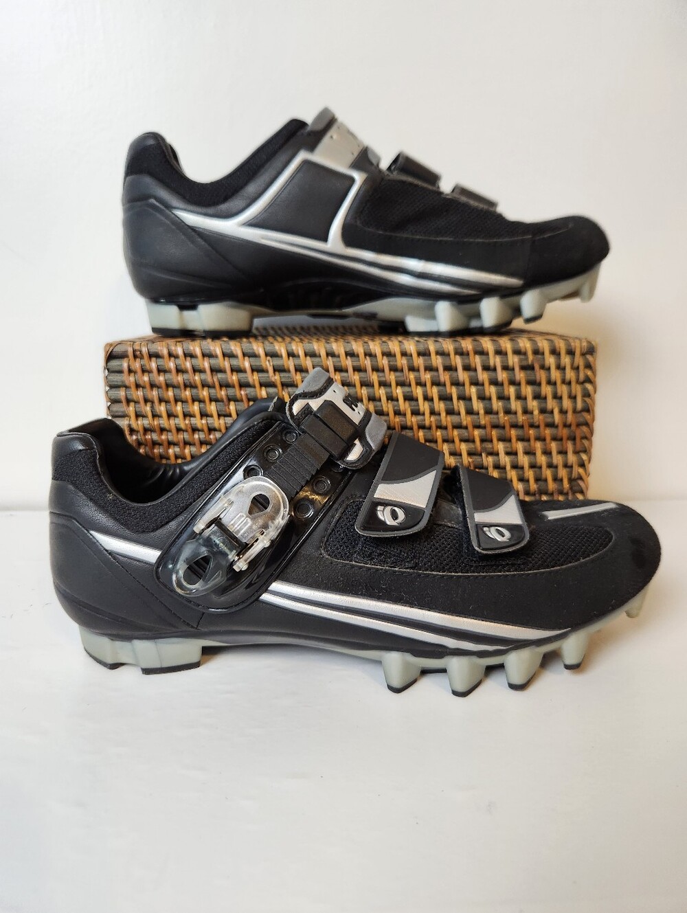Pearl Izumi Attack Cycling Mountain Biking Shoes